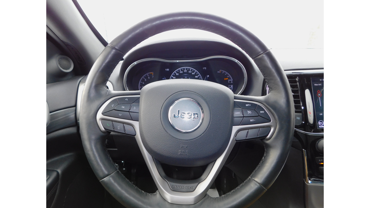 2019 Jeep Grand Cherokee - Image 19