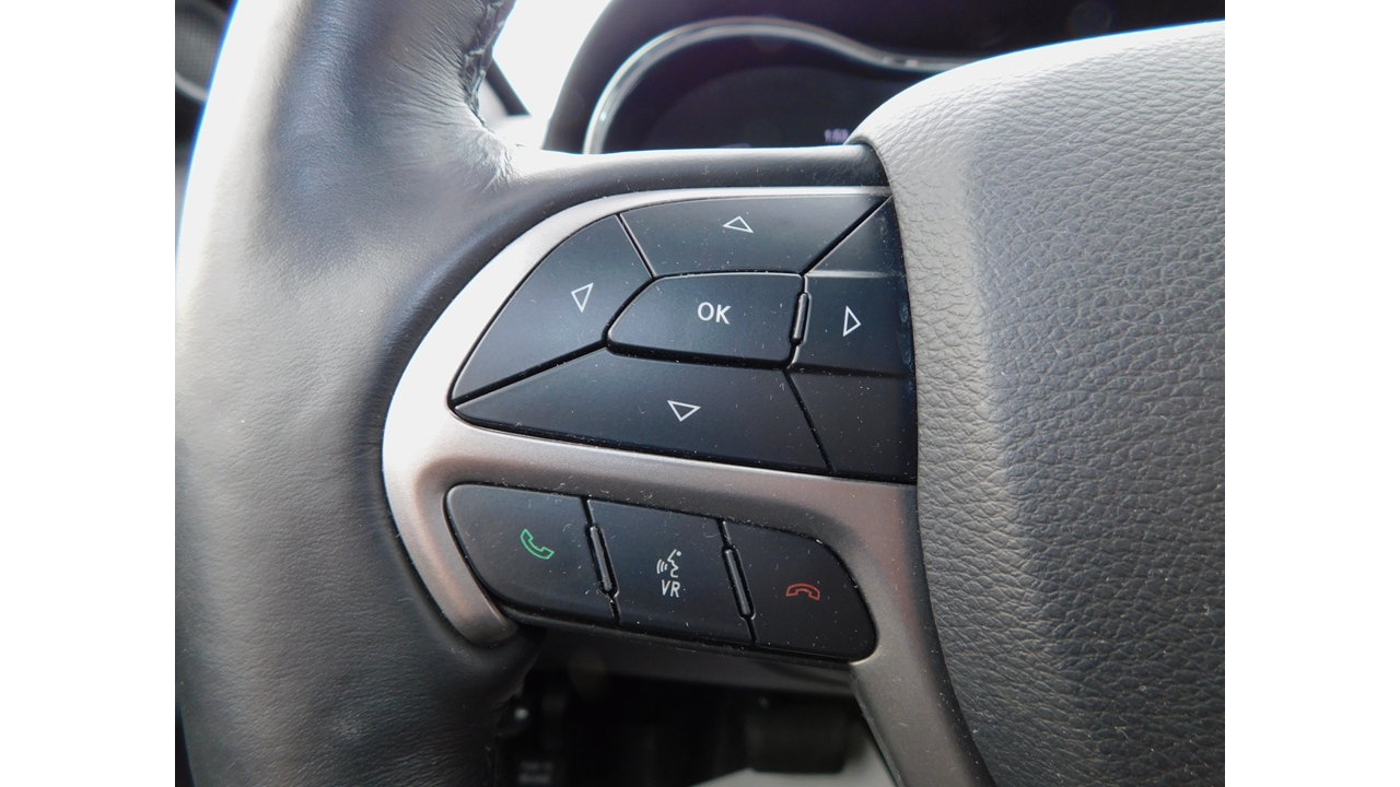 2019 Jeep Grand Cherokee - Image 20