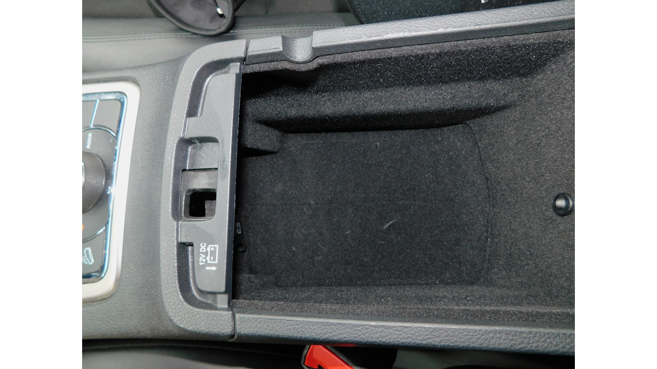 2019 Jeep Grand Cherokee - Image 30