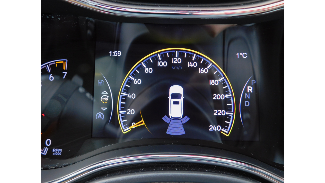 2019 Jeep Grand Cherokee - Image 31