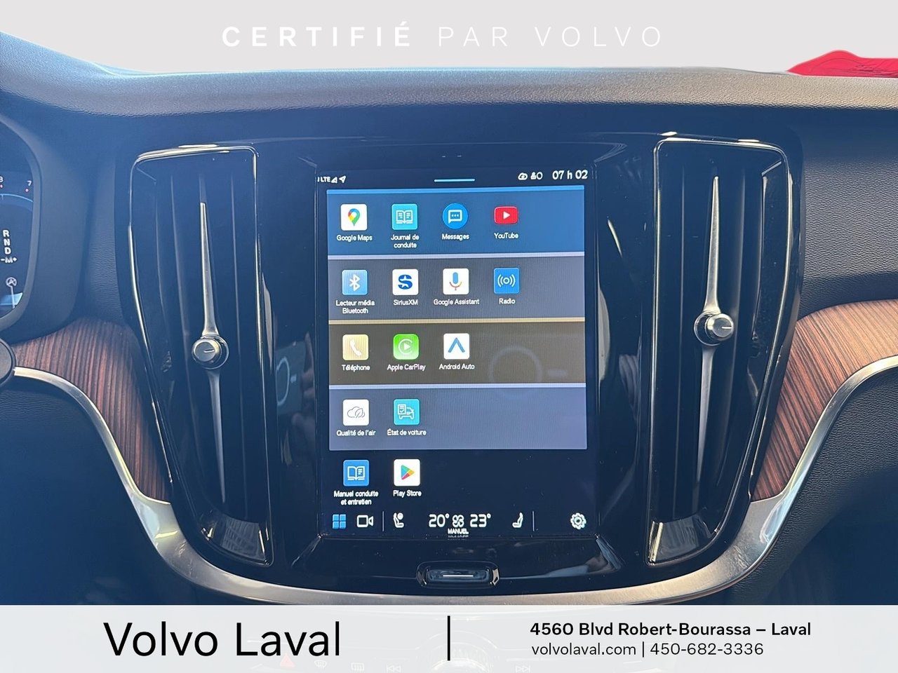 2023 Volvo V60 Cross Country - Image 13