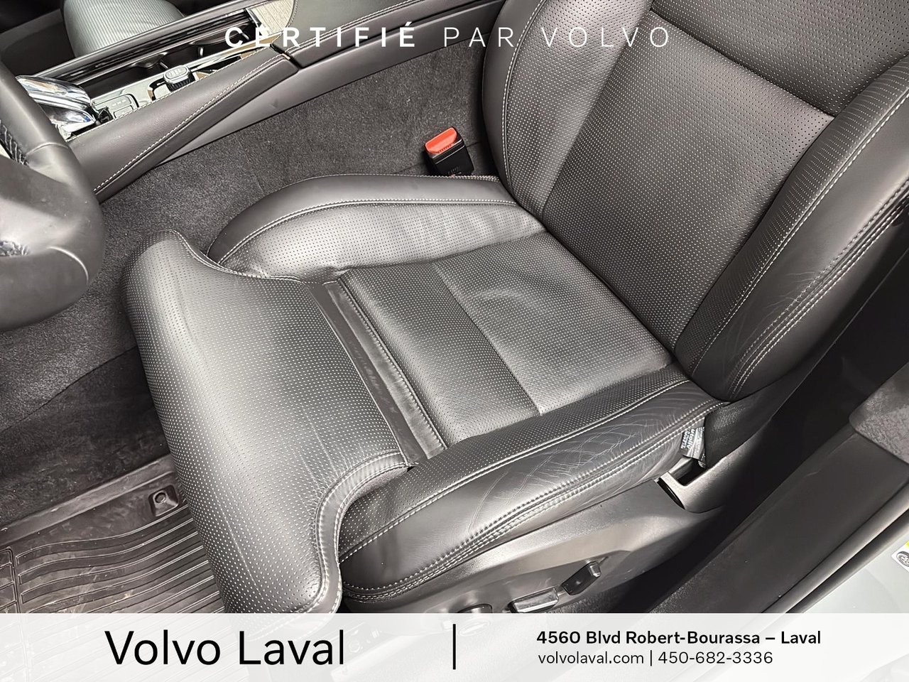 2025 Volvo XC90 Plug-In Hybrid - Image 6