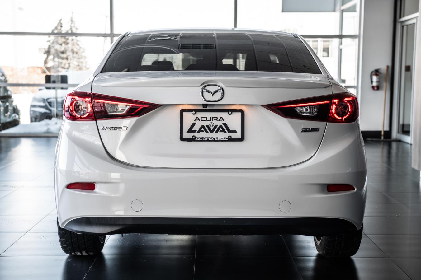 2018 Mazda Mazda3 - Image 8