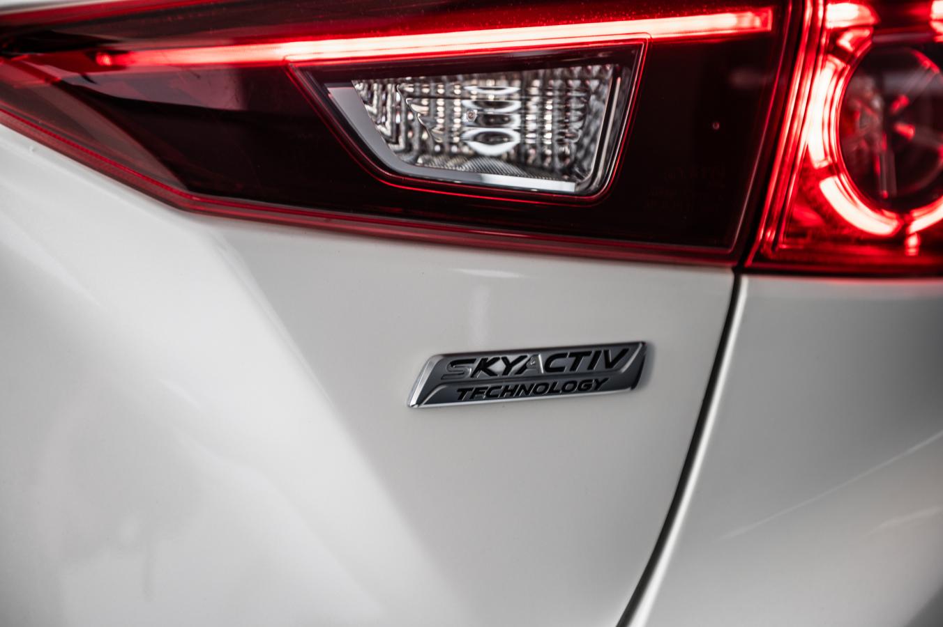 2018 Mazda Mazda3 - Image 10