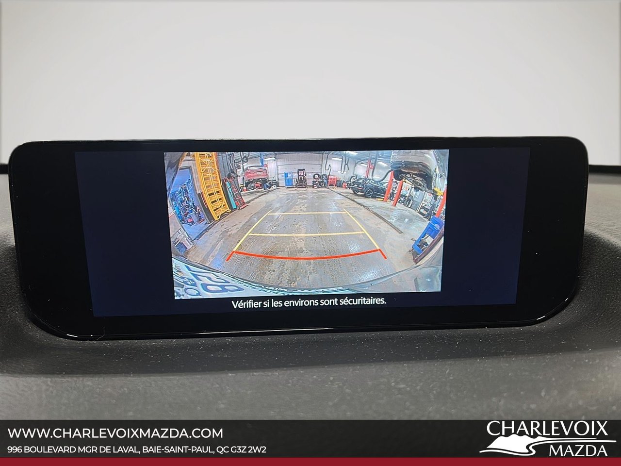 2025 Mazda CX-50 - Image 11