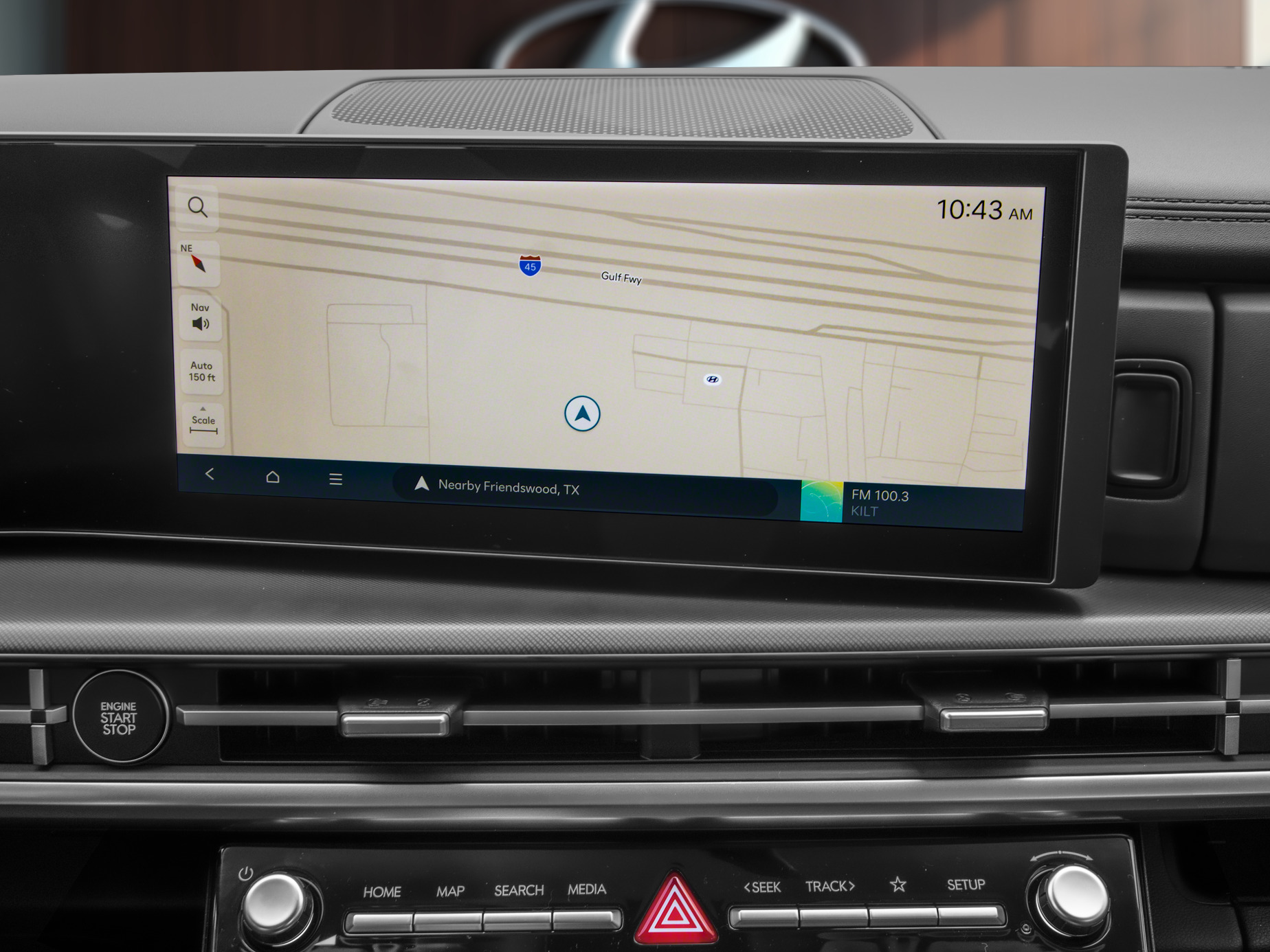 2025 Hyundai Santa Fe - Image 12