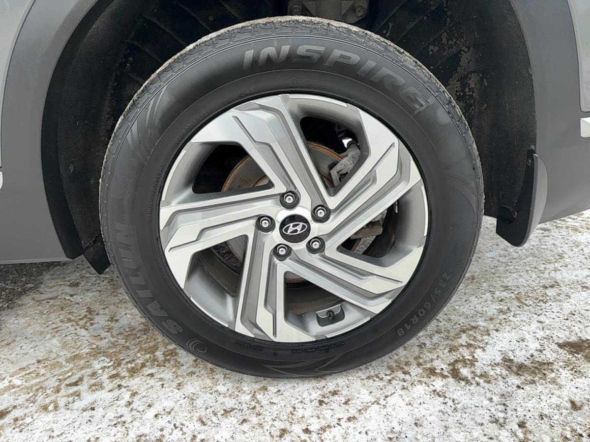 2022 Hyundai Santa Fe - Image 6