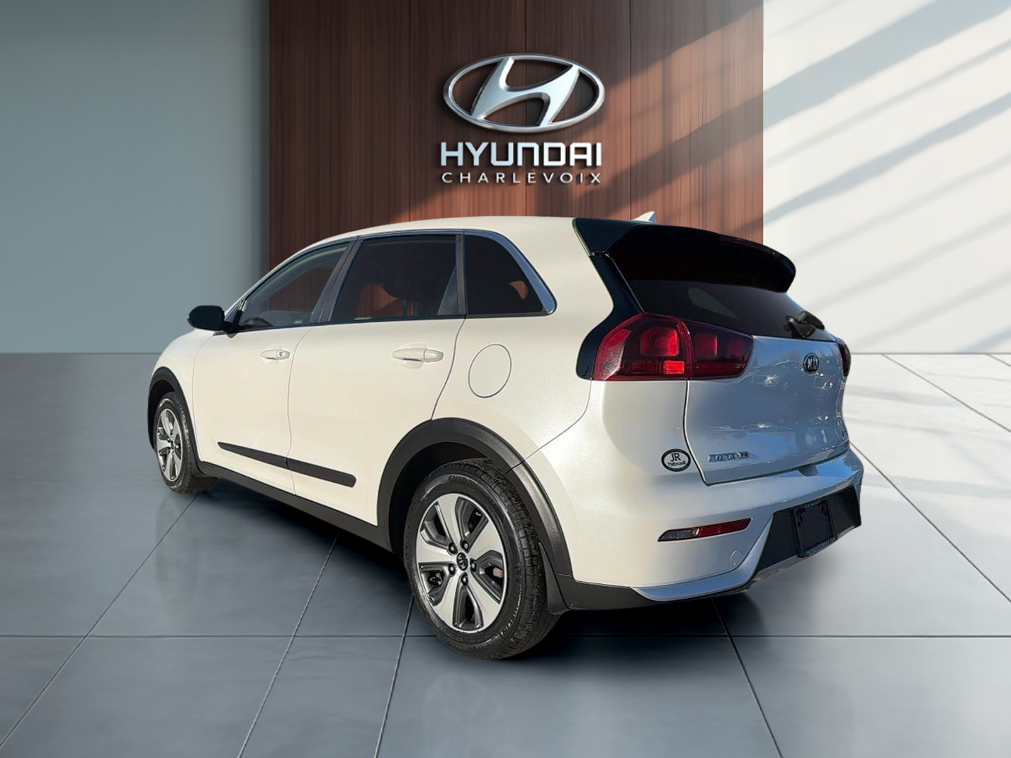 2019 Kia Niro - Image 4