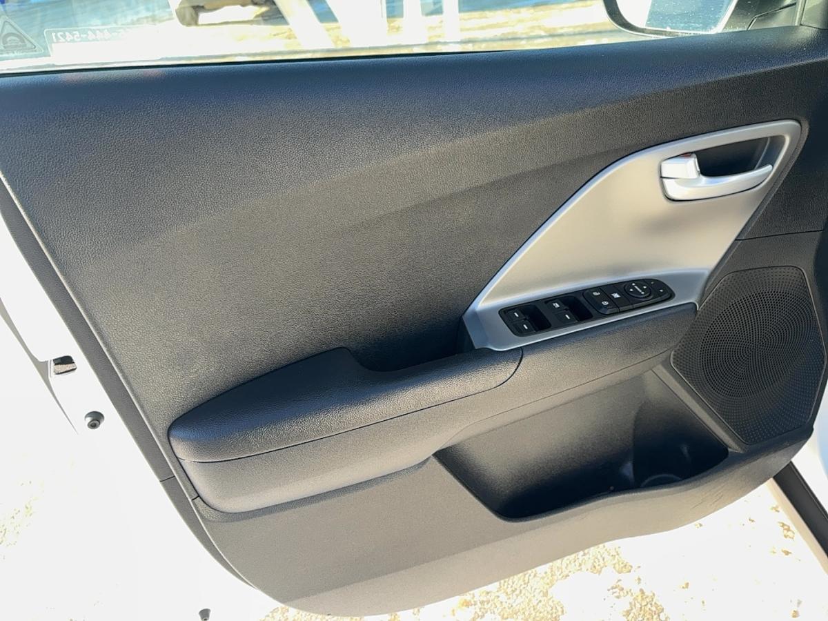 2019 Kia Niro - Image 7