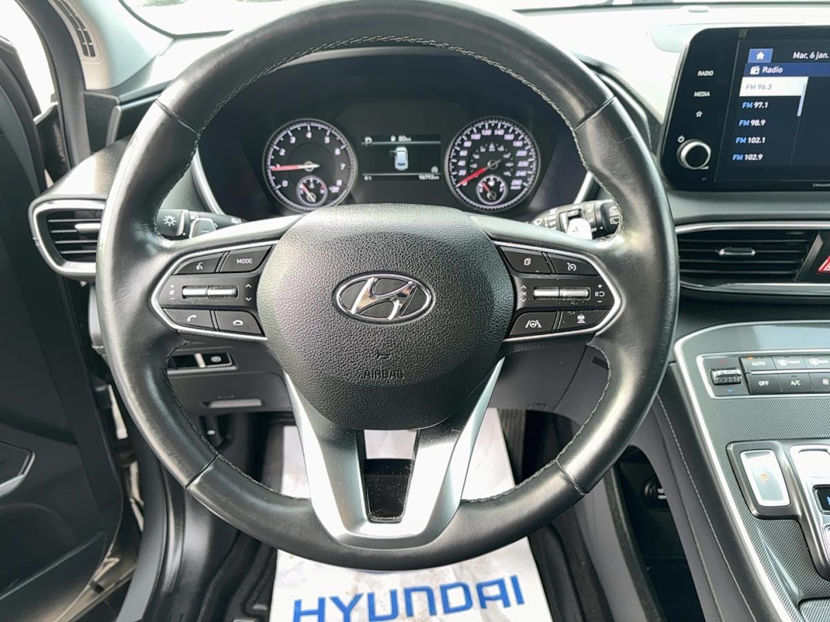 2022 Hyundai Santa Fe - Image 10