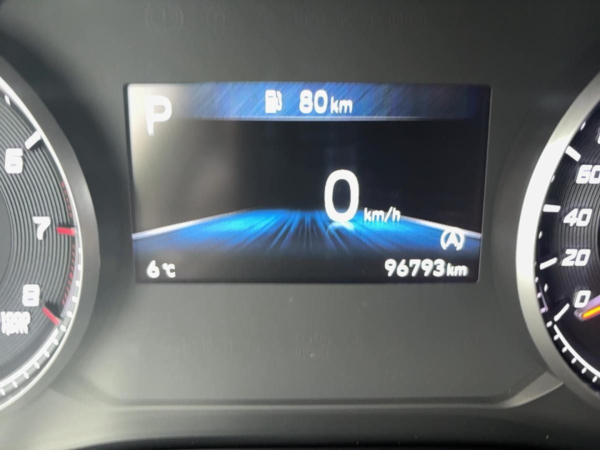 2022 Hyundai Santa Fe - Image 16