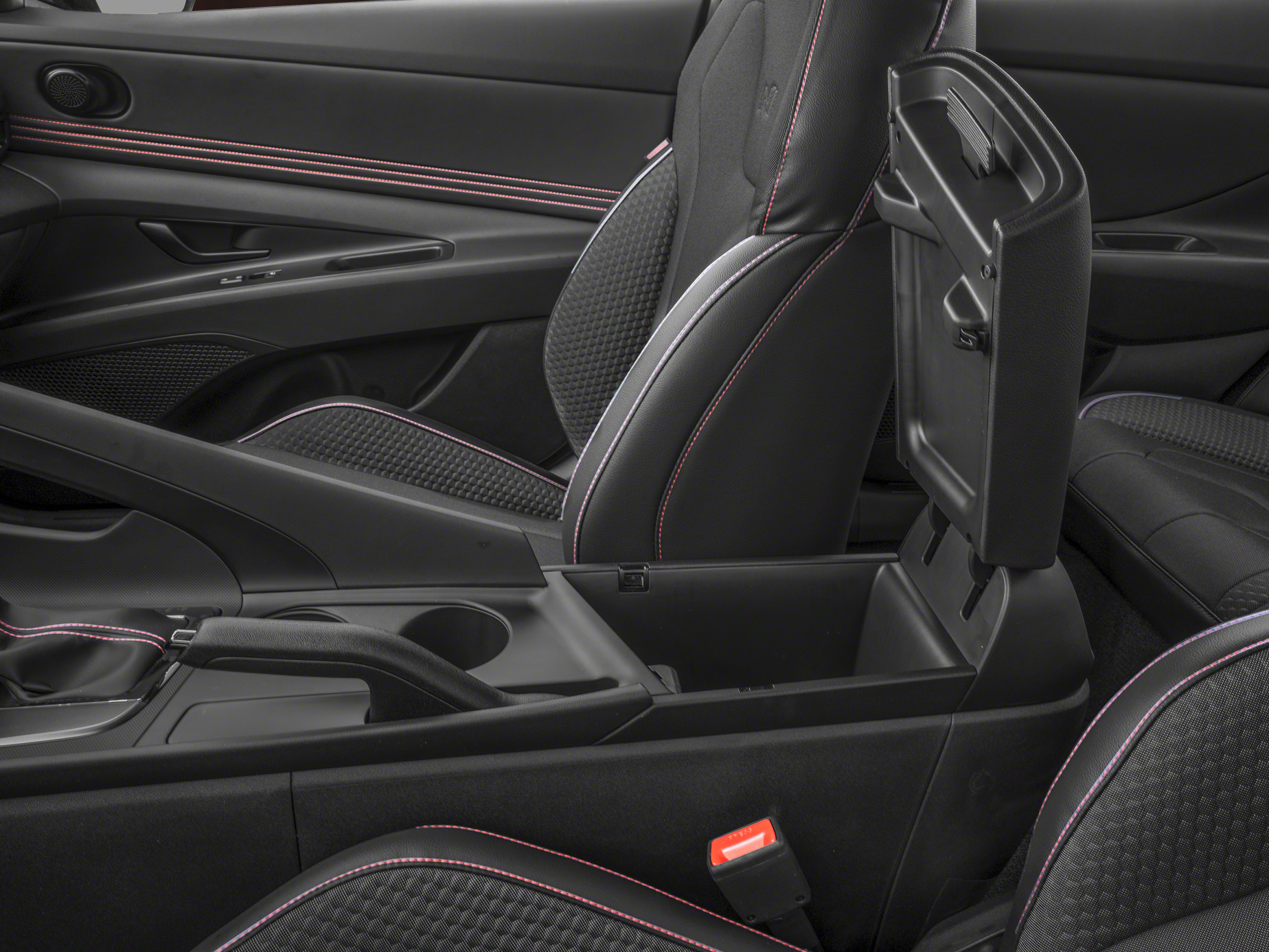 2026 Hyundai Elantra N - Image 10