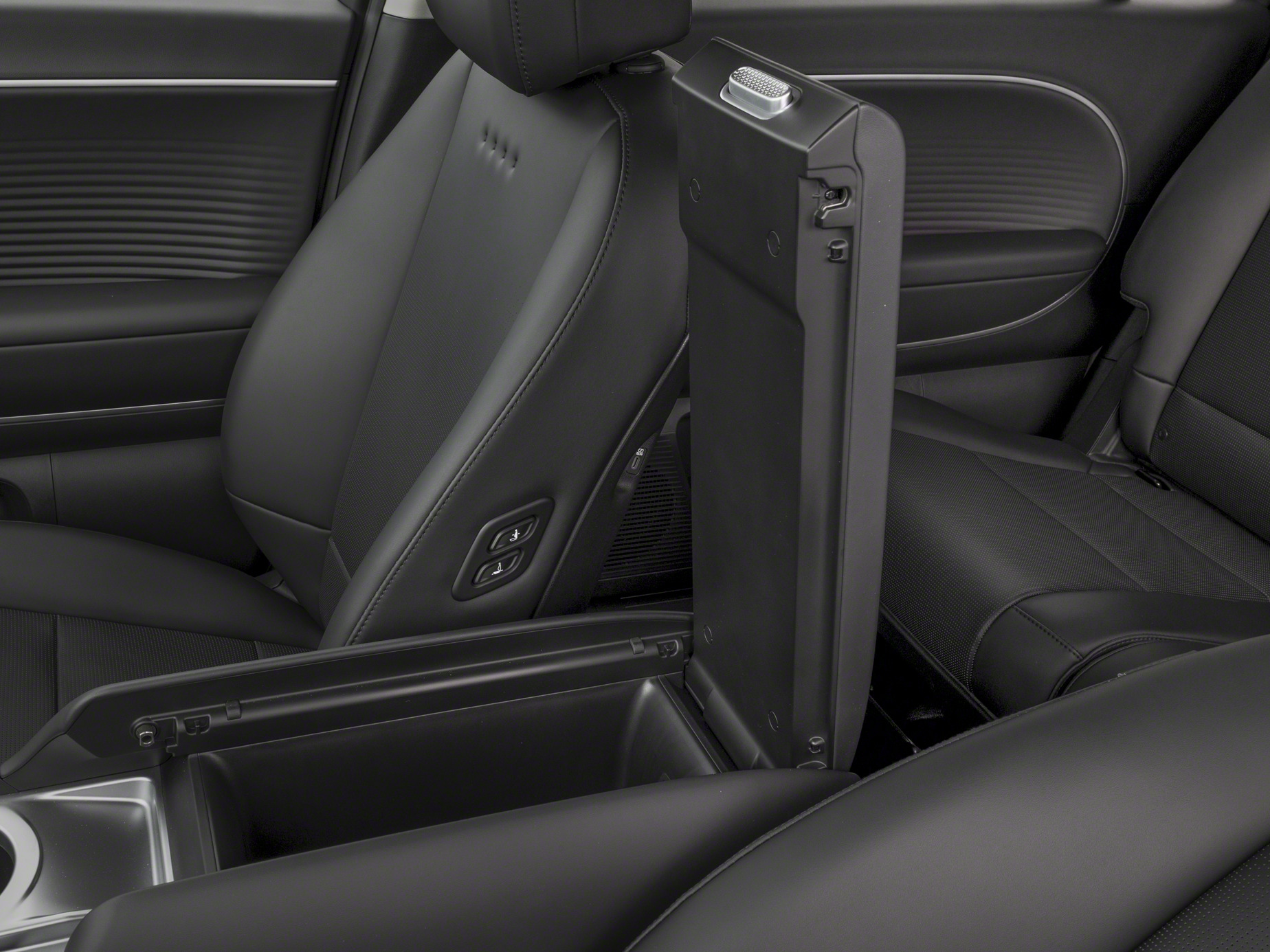 2026 Hyundai IONIQ 9 - Image 10