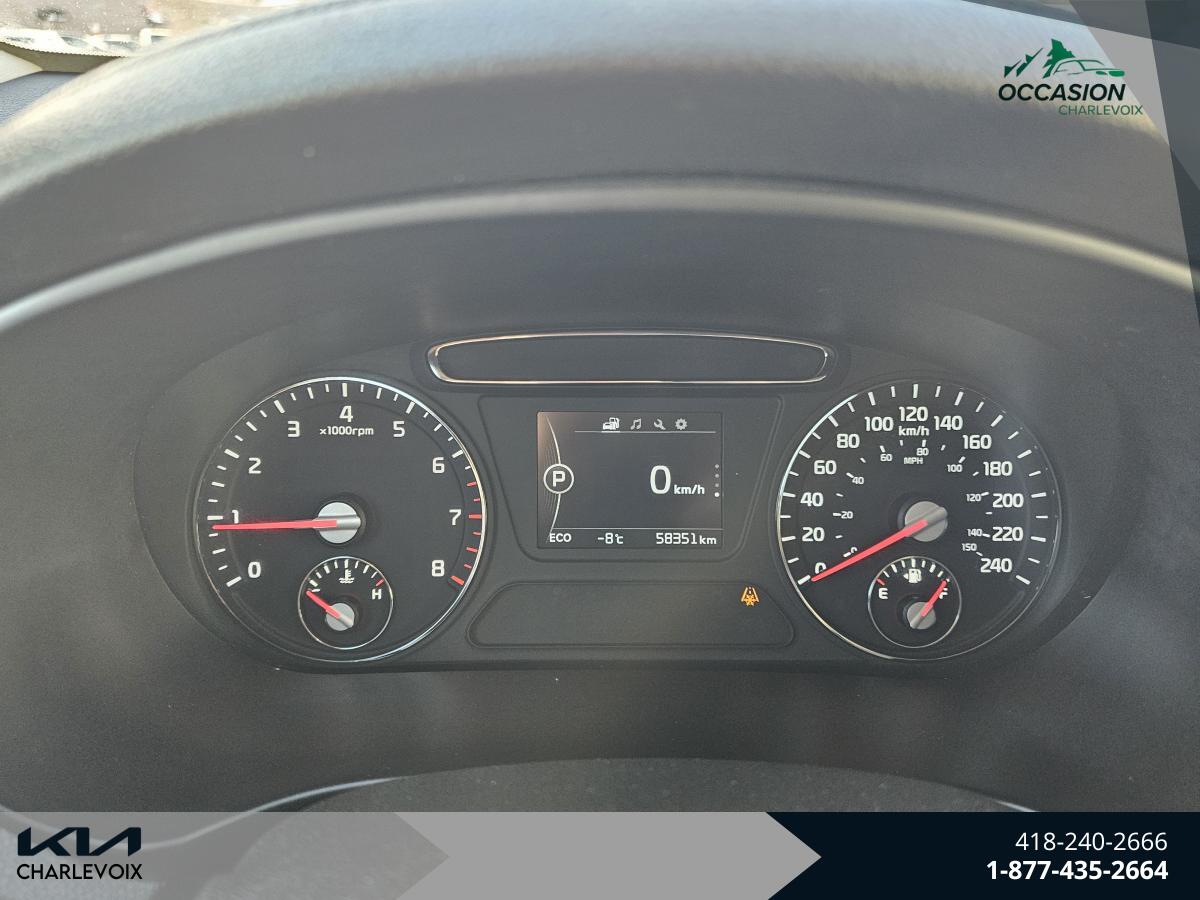 2016 Kia Sorento - Image 12