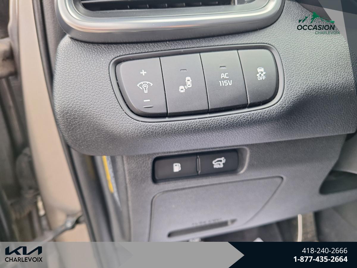 2017 Kia Sorento - Image 13