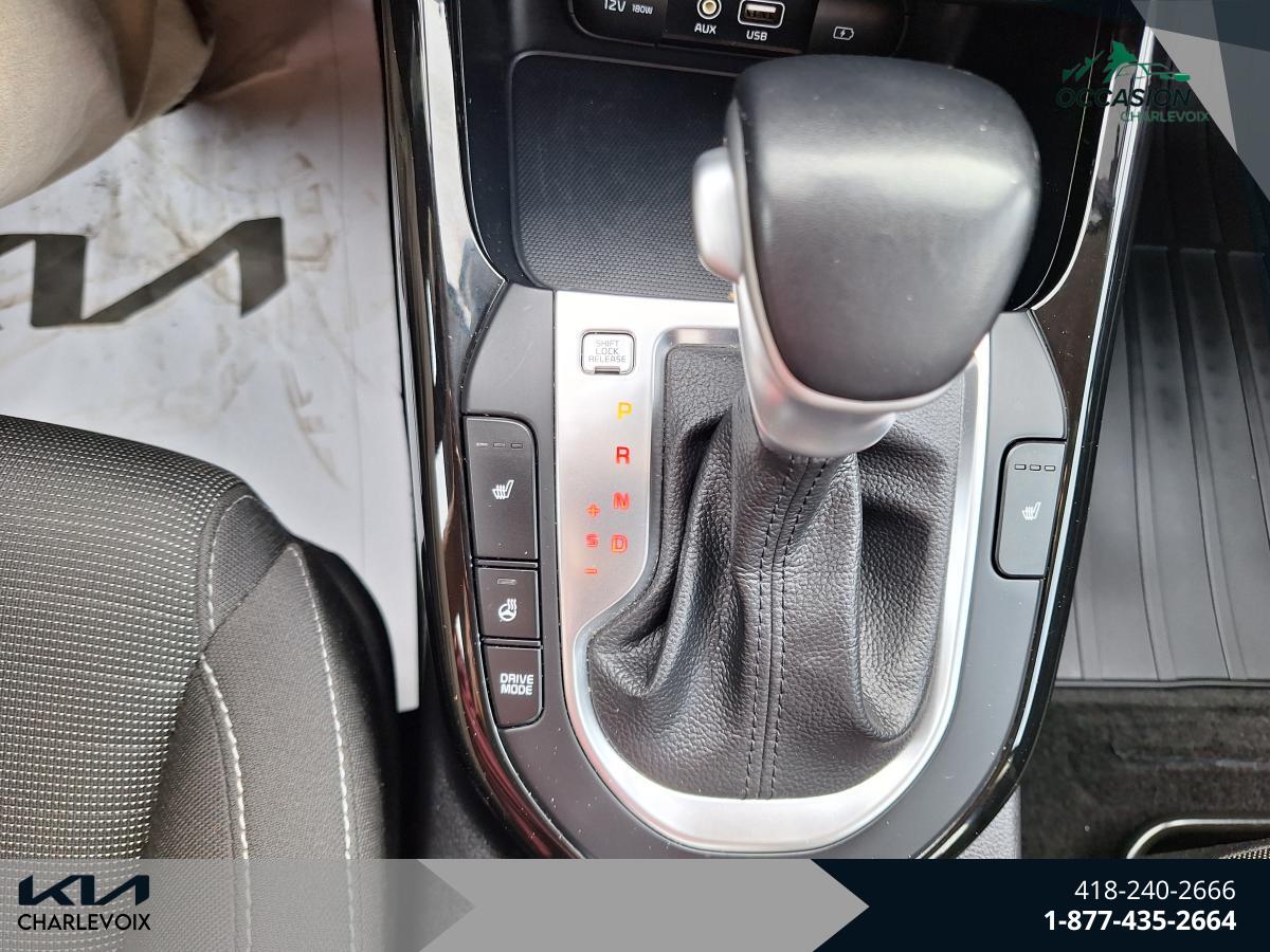 2021 Kia Forte - Image 16