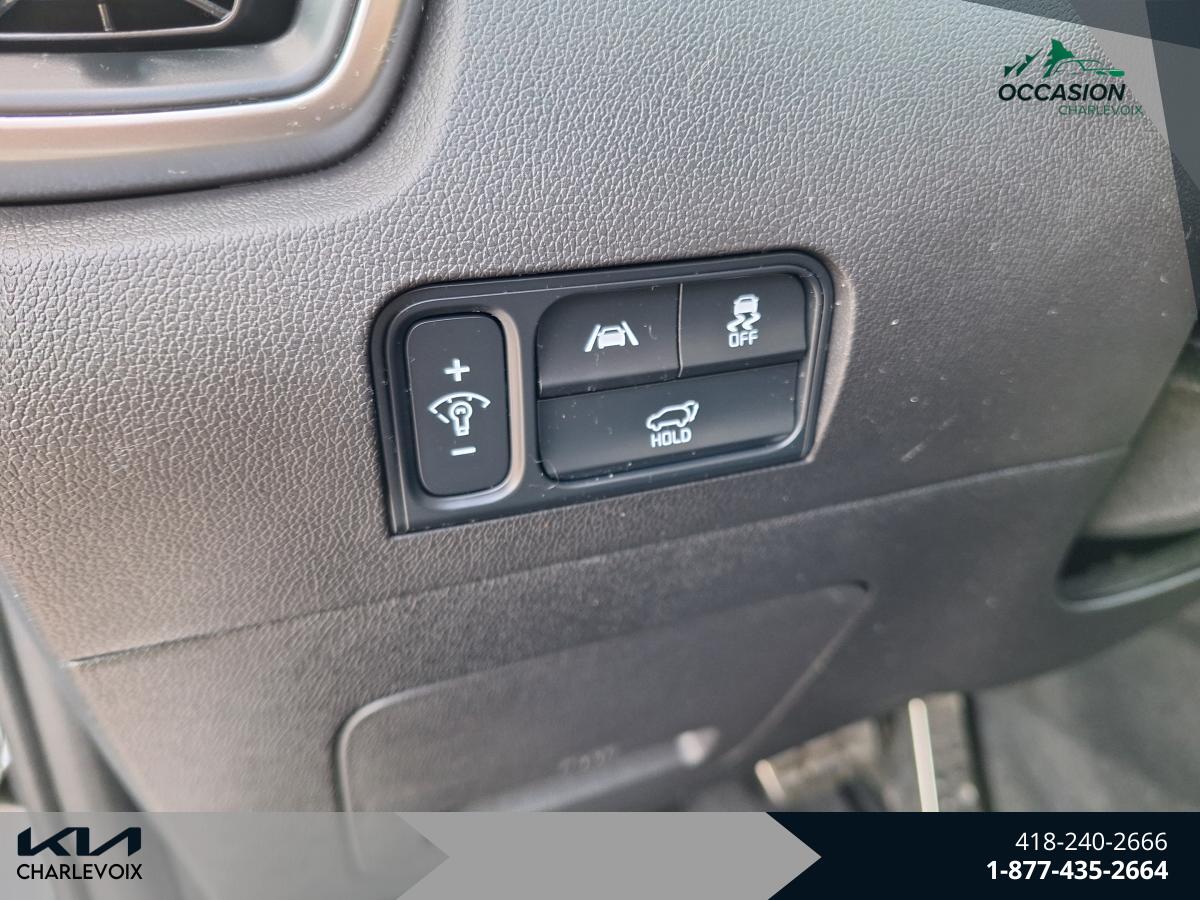 2022 Kia Sorento - Image 14