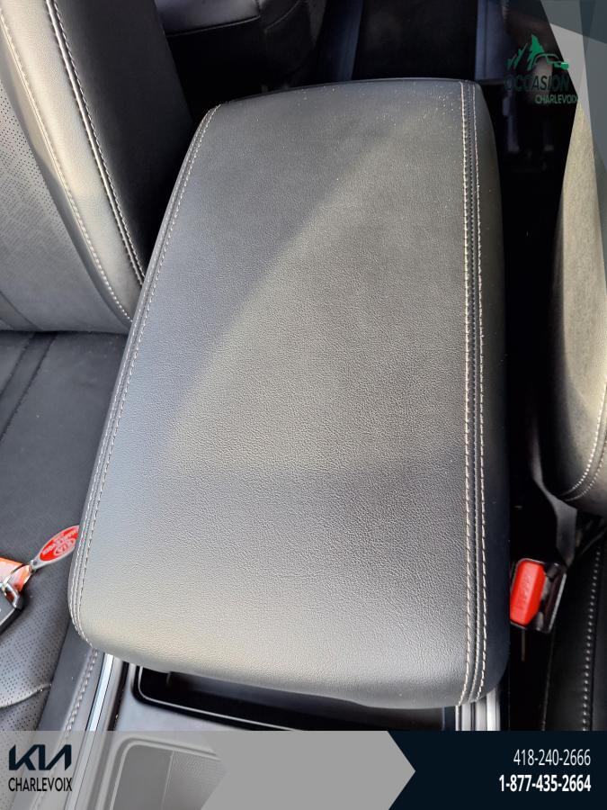 2022 Kia Sorento - Image 23