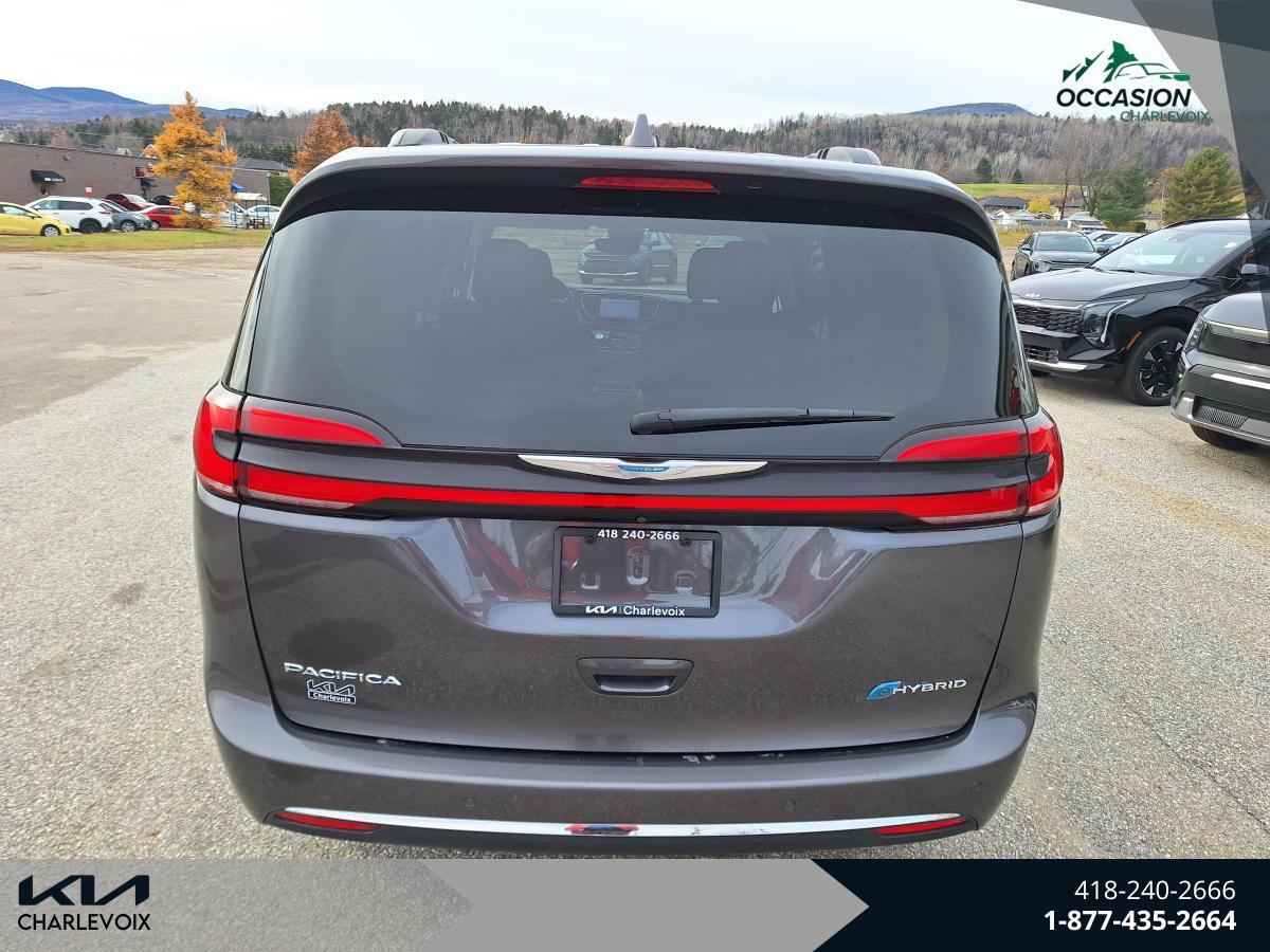 2021 Chrysler Pacifica Plug-In Hybrid - Image 5