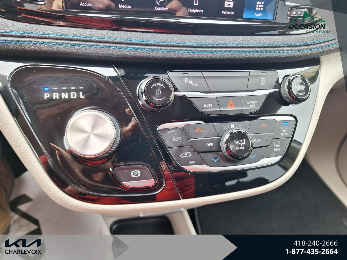 2021 Chrysler Pacifica Plug-In Hybrid - Image 16