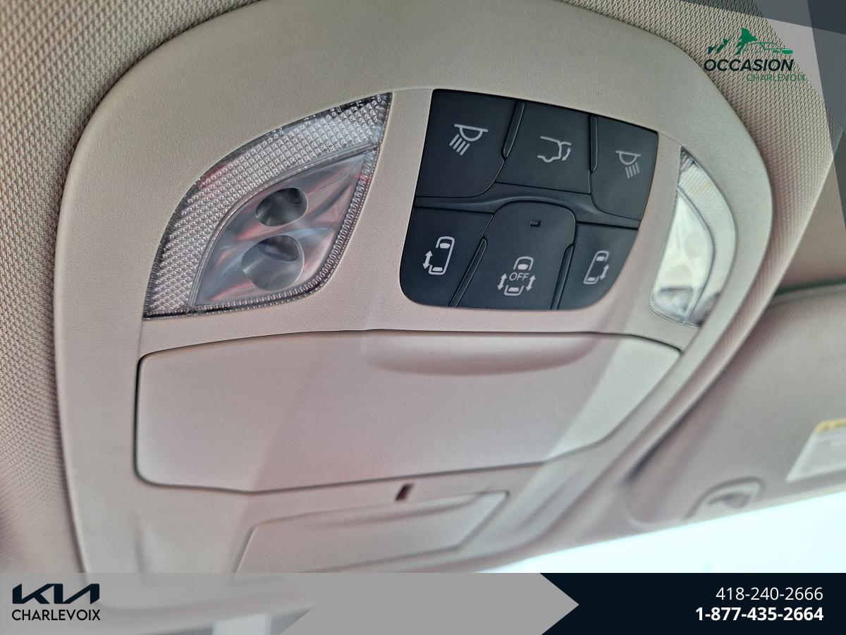 2021 Chrysler Pacifica Plug-In Hybrid - Image 20