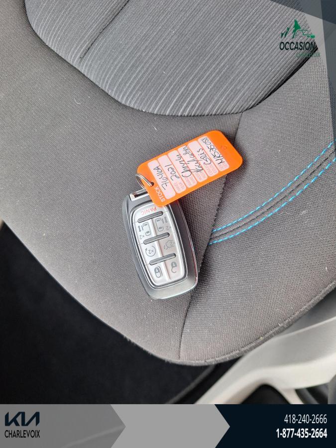 2021 Chrysler Pacifica Plug-In Hybrid - Image 21