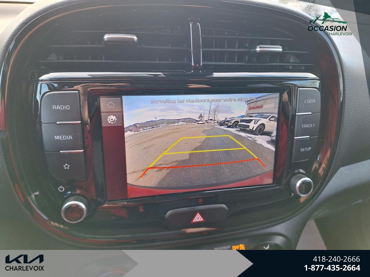 2023 Kia Soul - Image 16