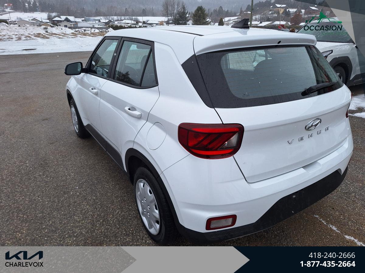 2021 Hyundai Venue - Image 6