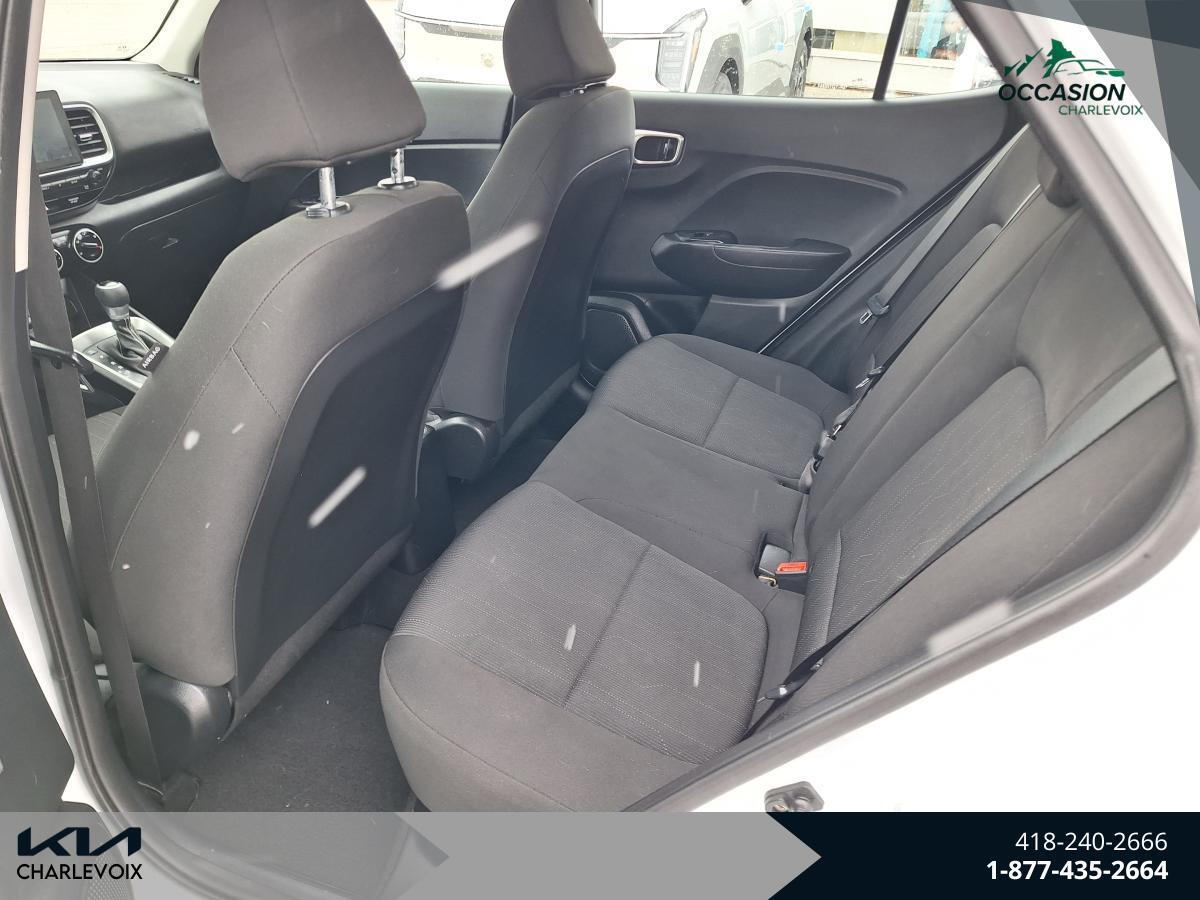 2021 Hyundai Venue - Image 9