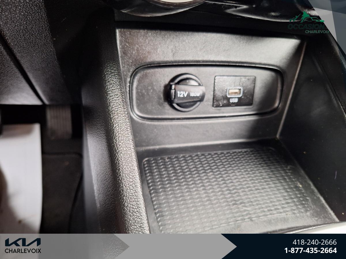 2021 Hyundai Venue - Image 17