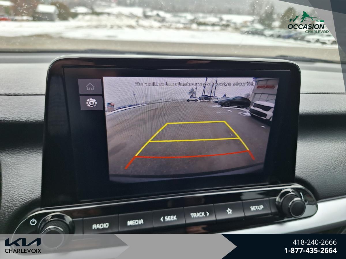 2023 Kia Forte - Image 14