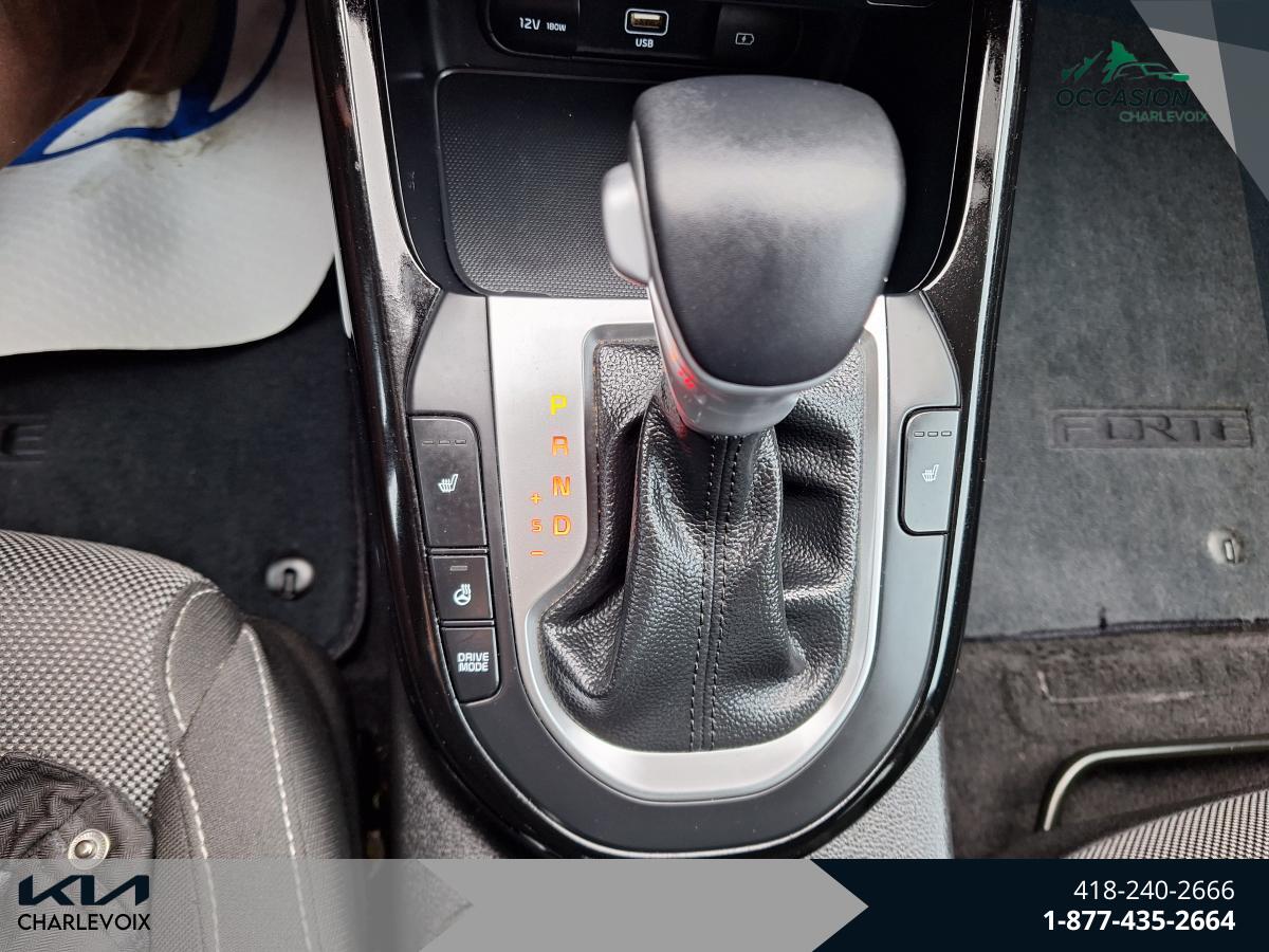 2023 Kia Forte - Image 17