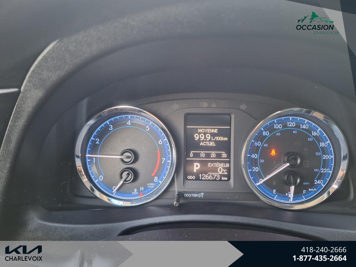 2018 Toyota Corolla - Image 12