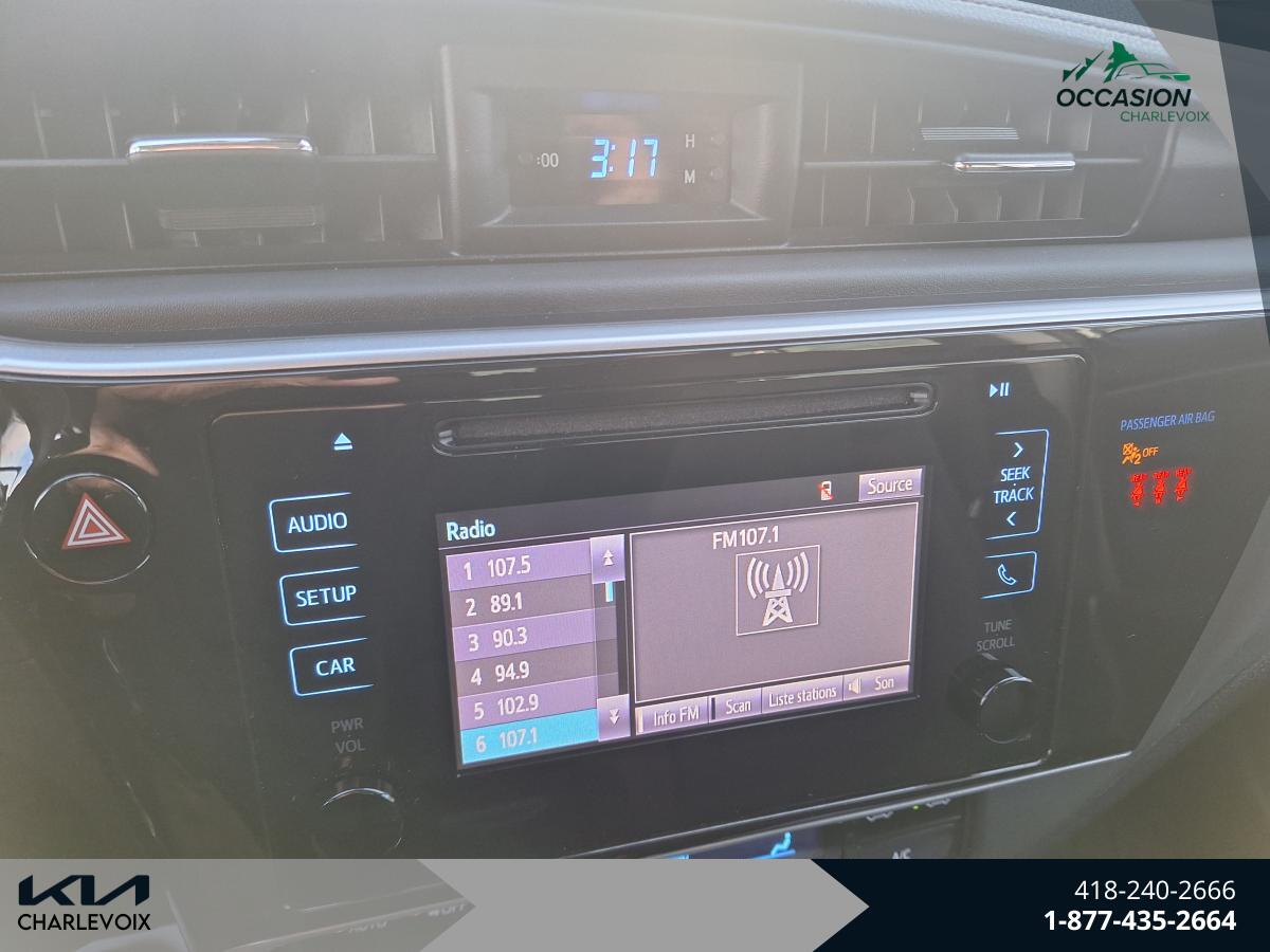 2018 Toyota Corolla - Image 13