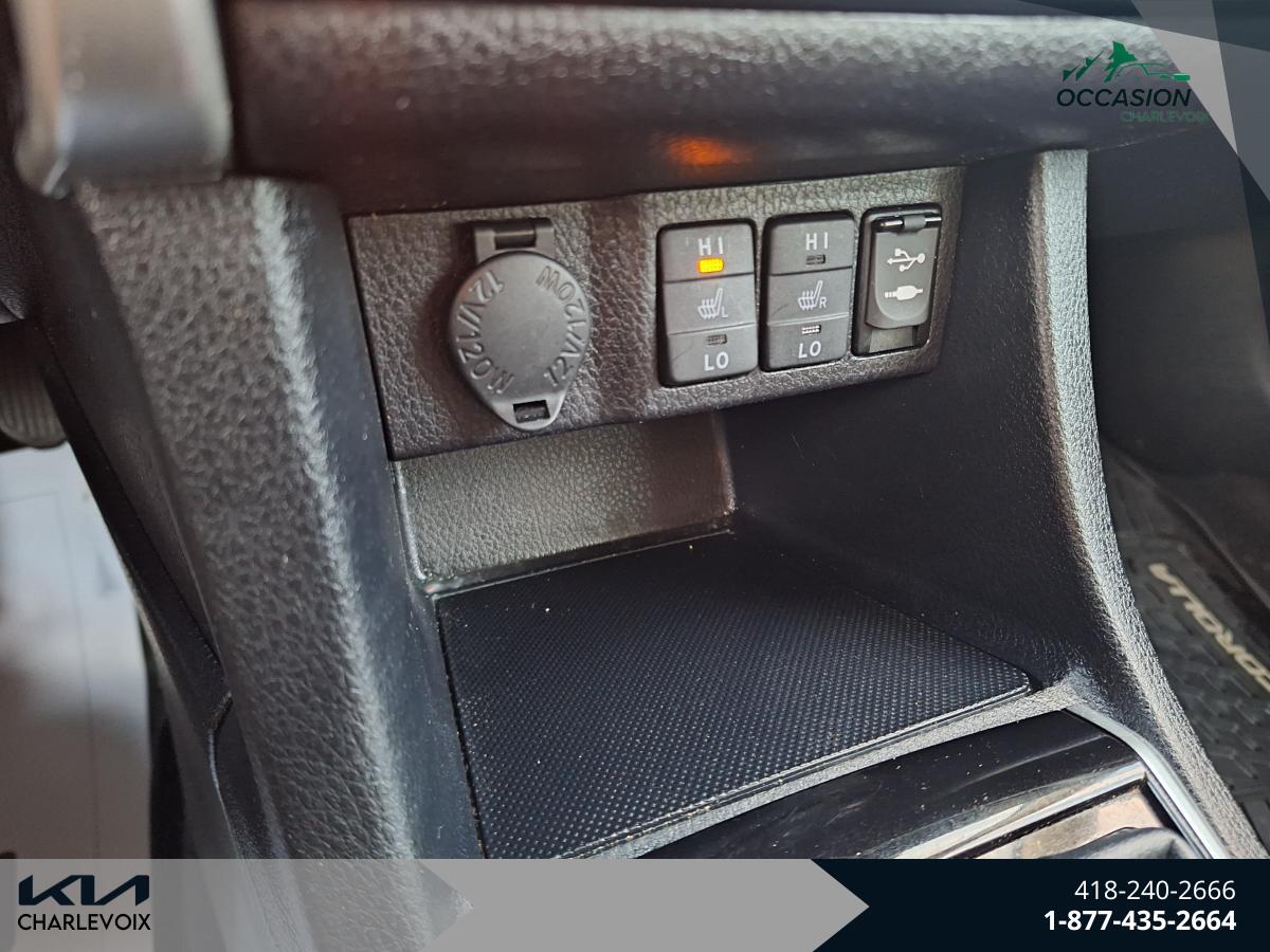 2018 Toyota Corolla - Image 15