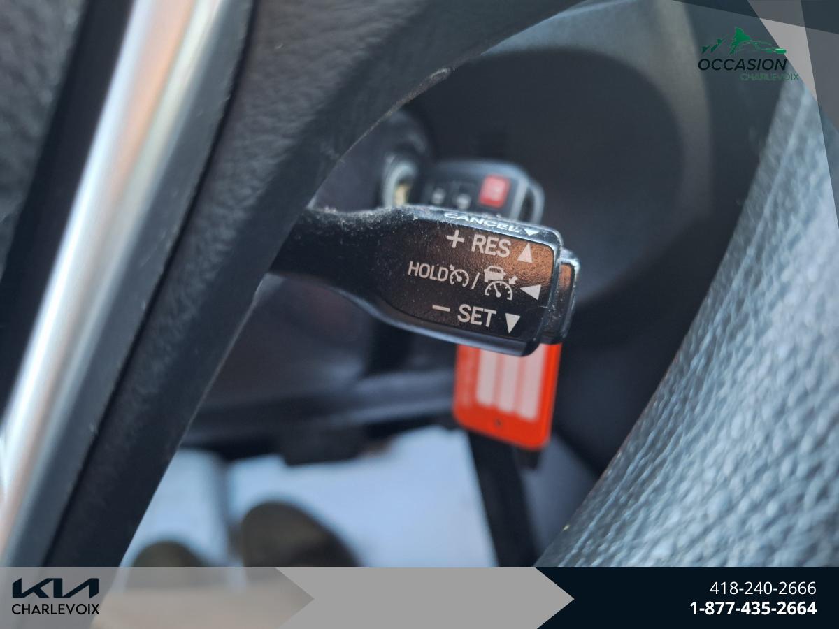 2018 Toyota Corolla - Image 18