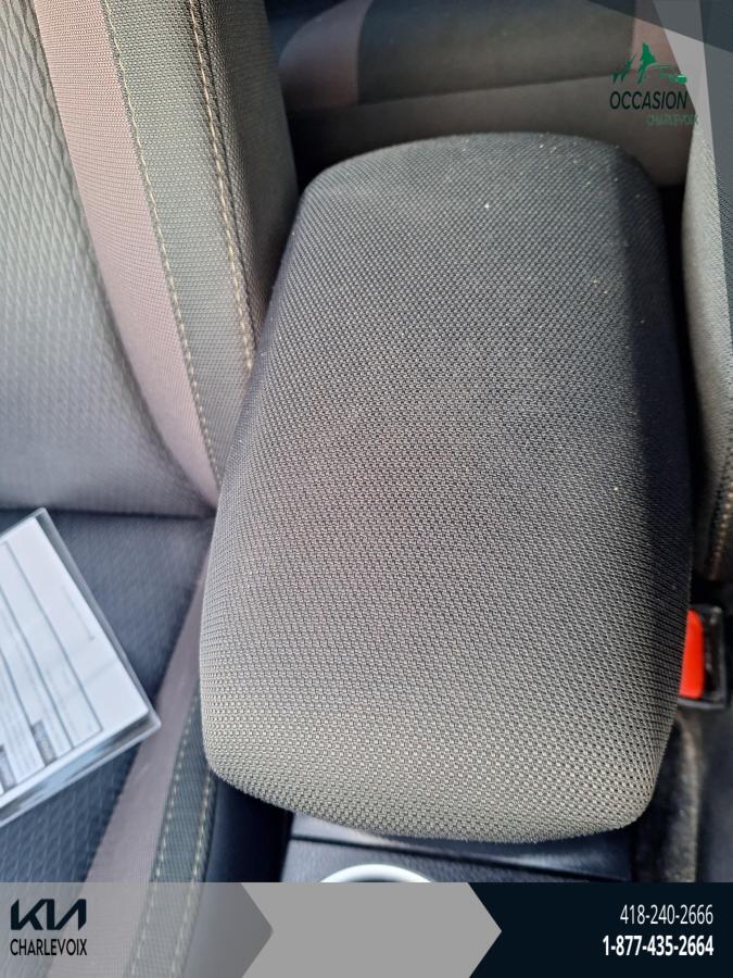 2018 Toyota Corolla - Image 20