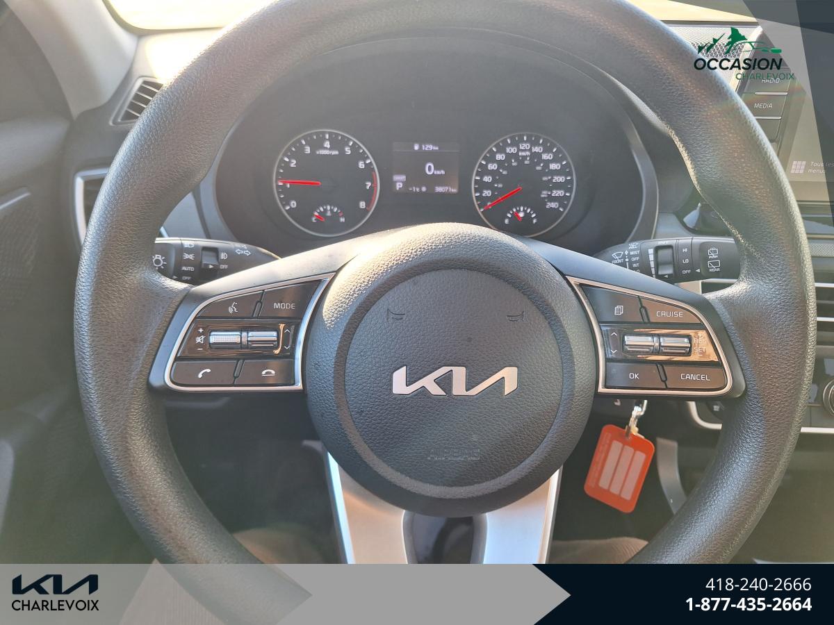 2023 Kia Seltos - Image 12