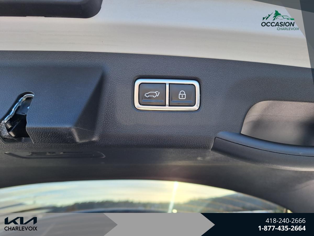 2022 Kia Sorento - Image 8