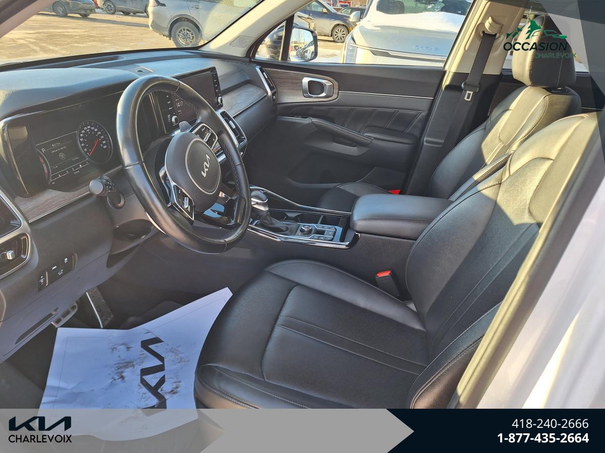 2022 Kia Sorento - Image 11