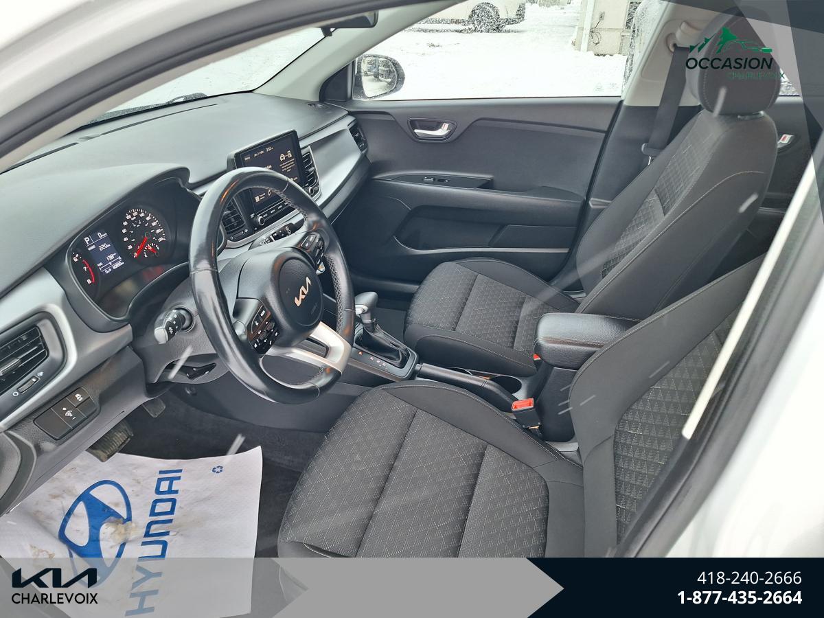 2023 Kia Rio5 - Image 10