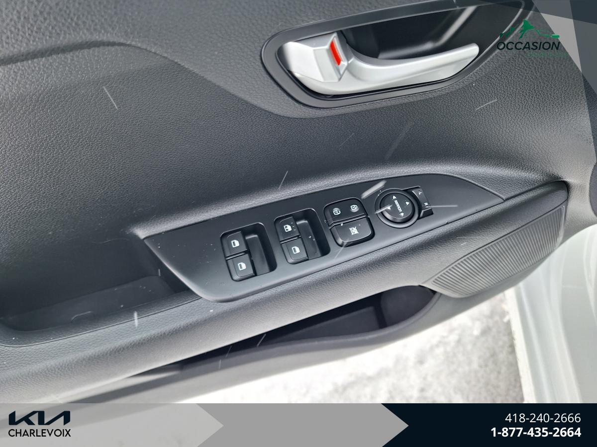 2023 Kia Rio5 - Image 11