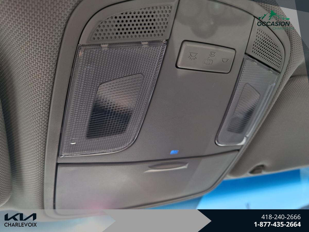 2015 Hyundai Sonata - Image 20