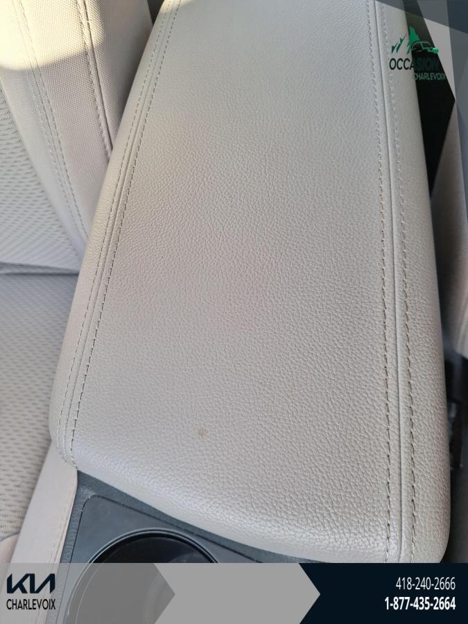 2015 Hyundai Sonata - Image 21