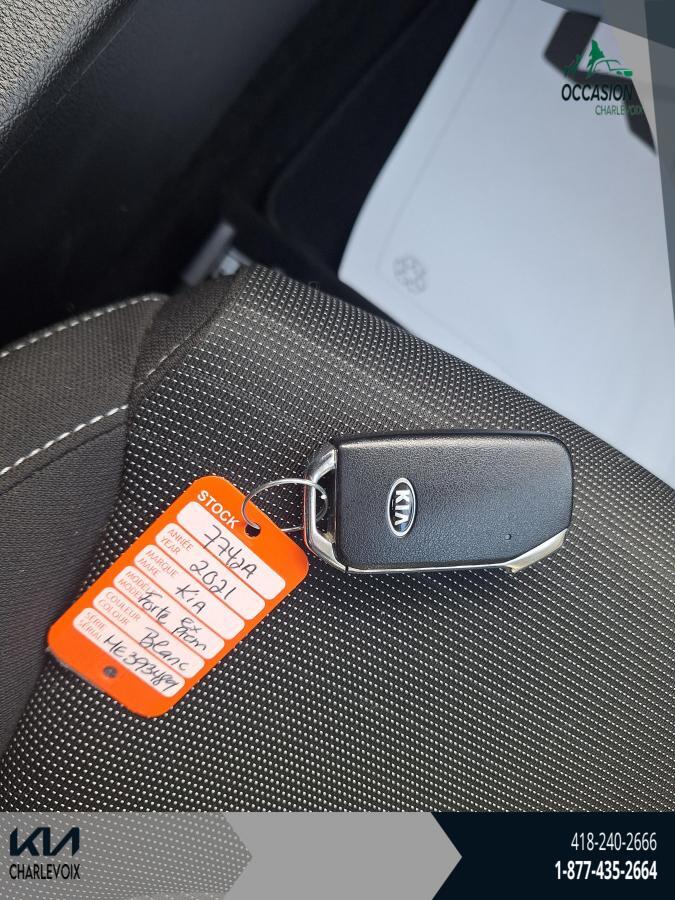 2021 Kia Forte - Image 22