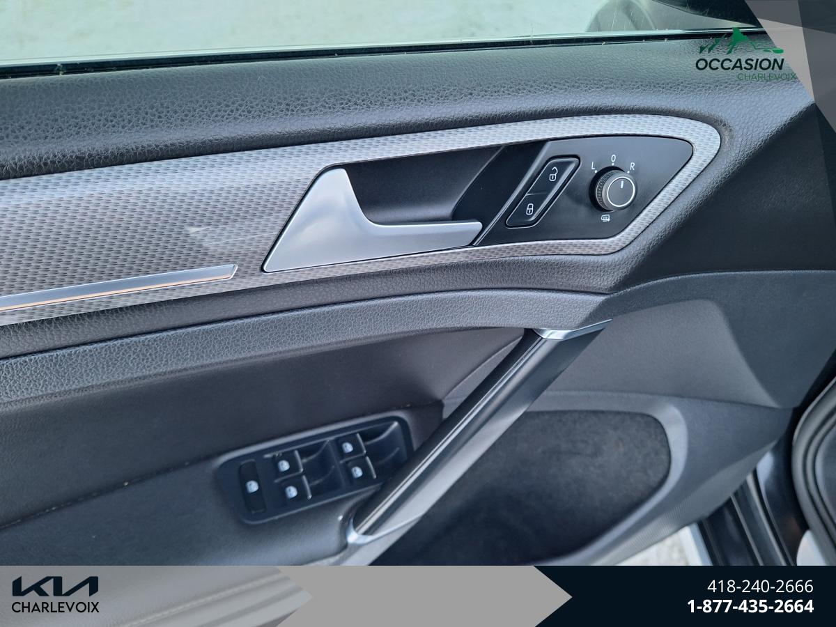 2017 Volkswagen Golf Alltrack - Image 11