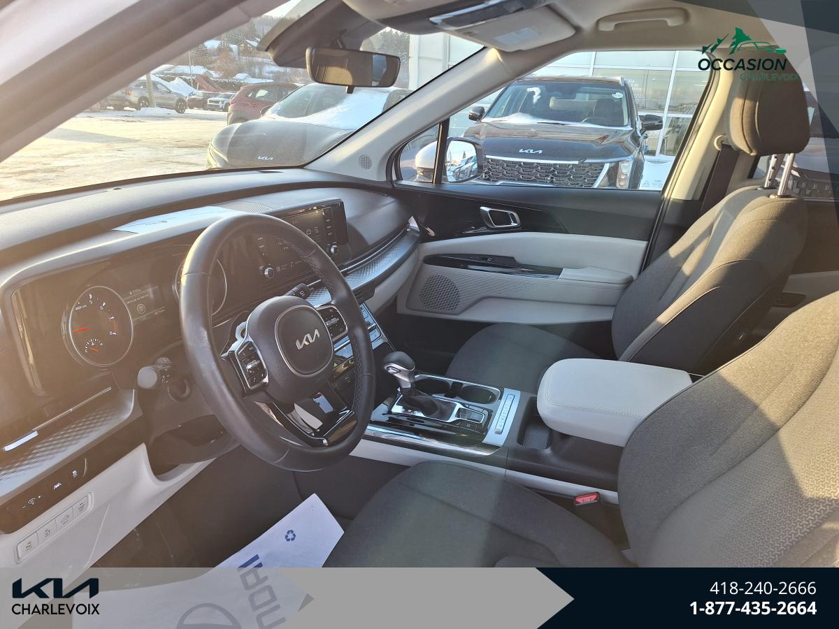 2024 Kia Carnival - Image 11