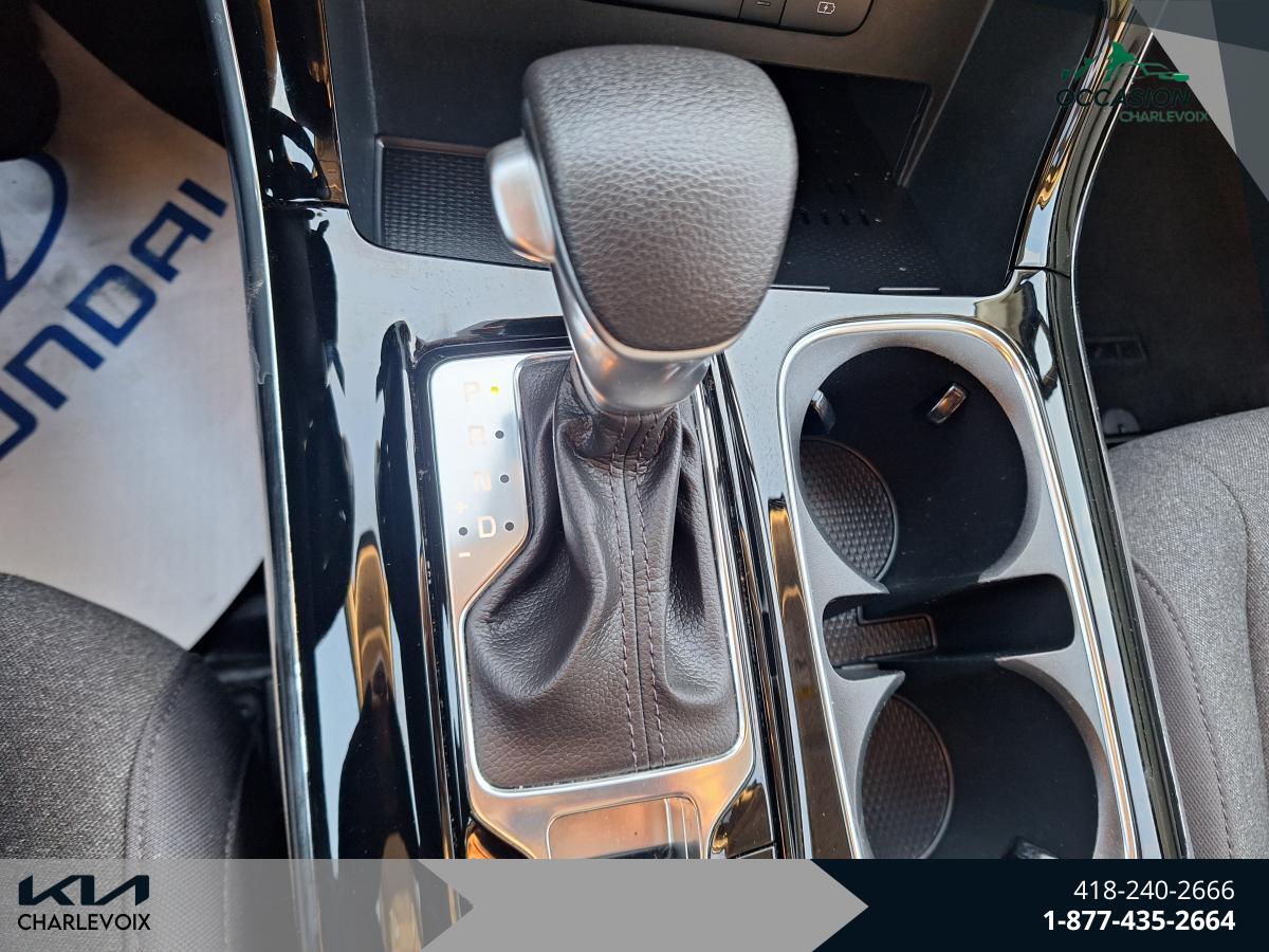 2024 Kia Carnival - Image 21