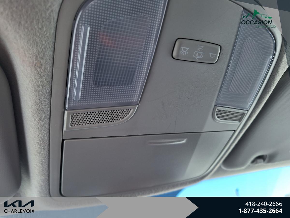 2021 Kia Rio5 - Image 19