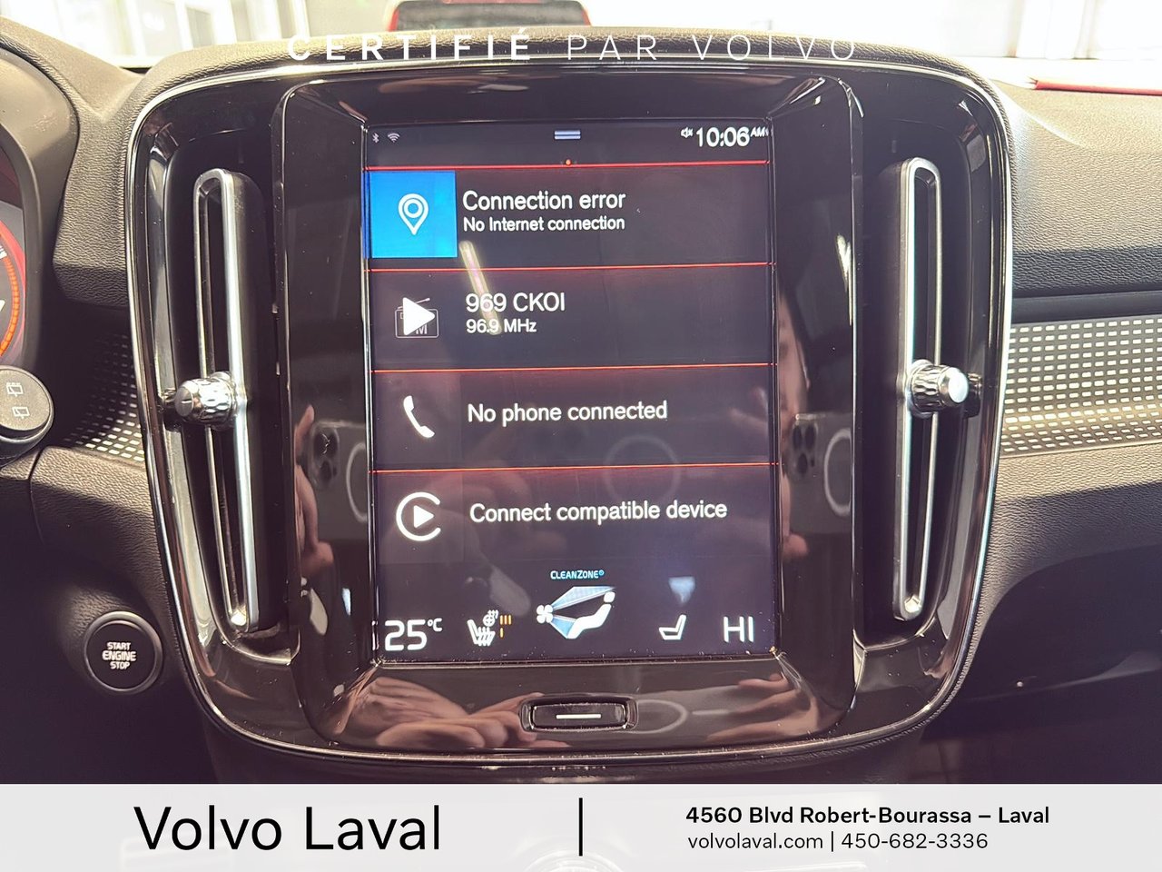 2019 Volvo XC40 - Image 16